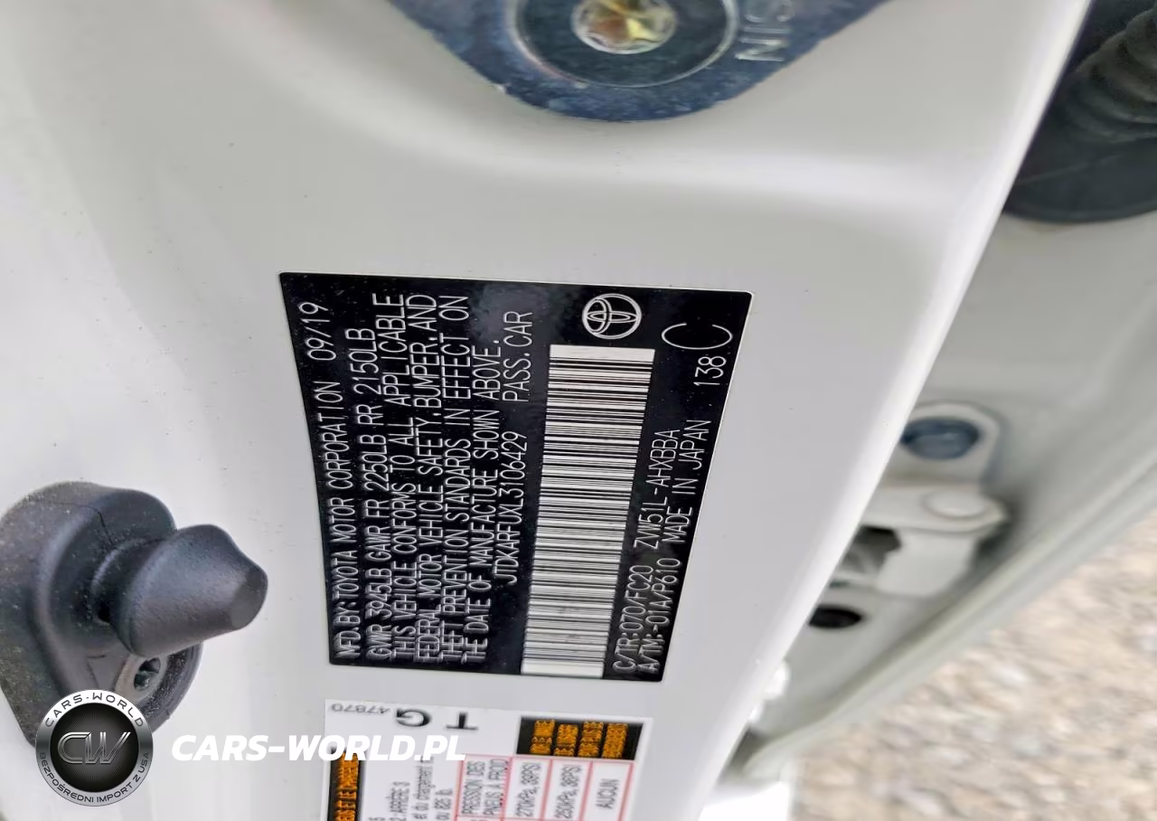 2020 Toyota Prius L Eco VIN:JTDKARFUXL3106429 - 14