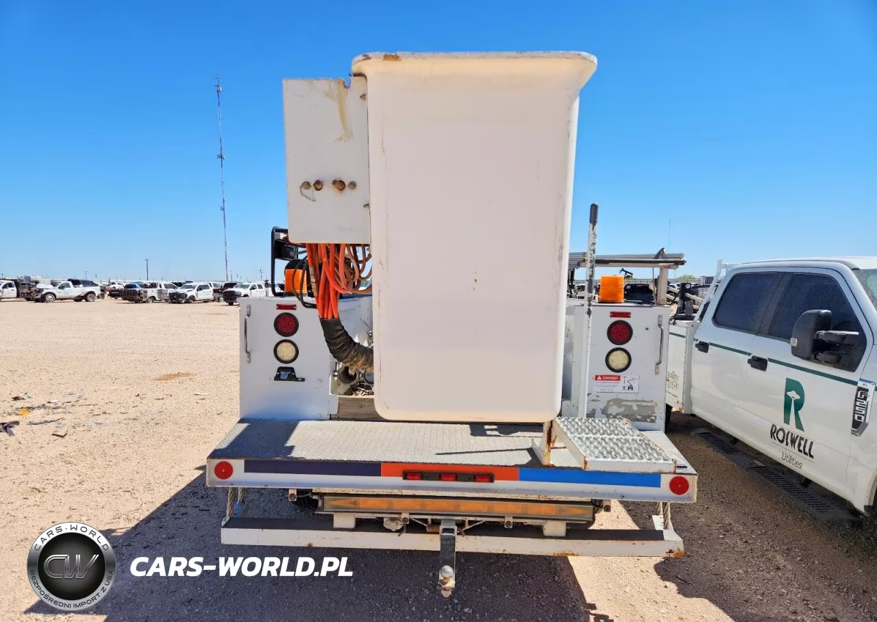 2015 Ford F450 Super Duty VIN:1FDUF4GY1FED43569 - 10