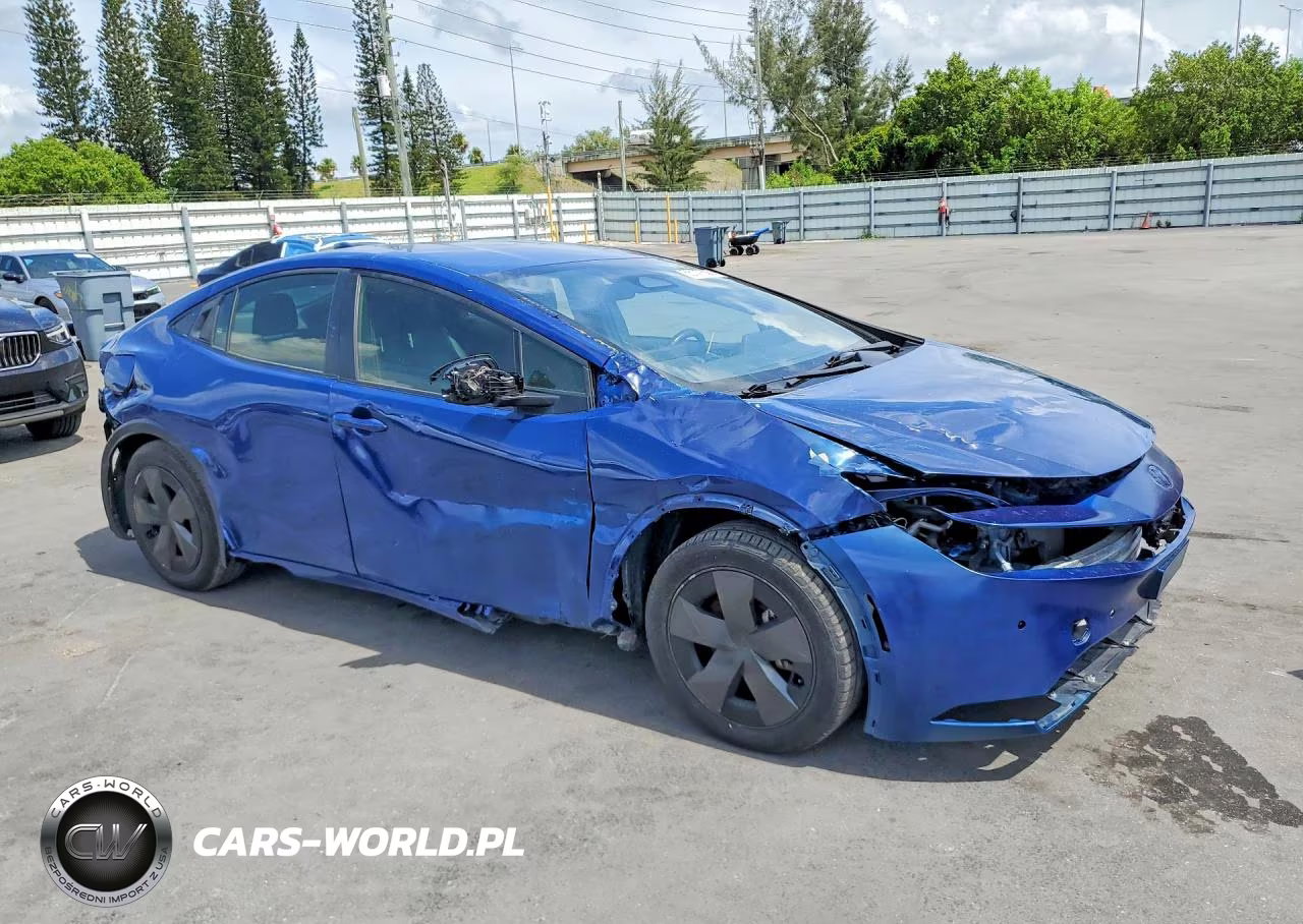 2023 Toyota Prius VIN:JTDACACU6P3008645 - 4