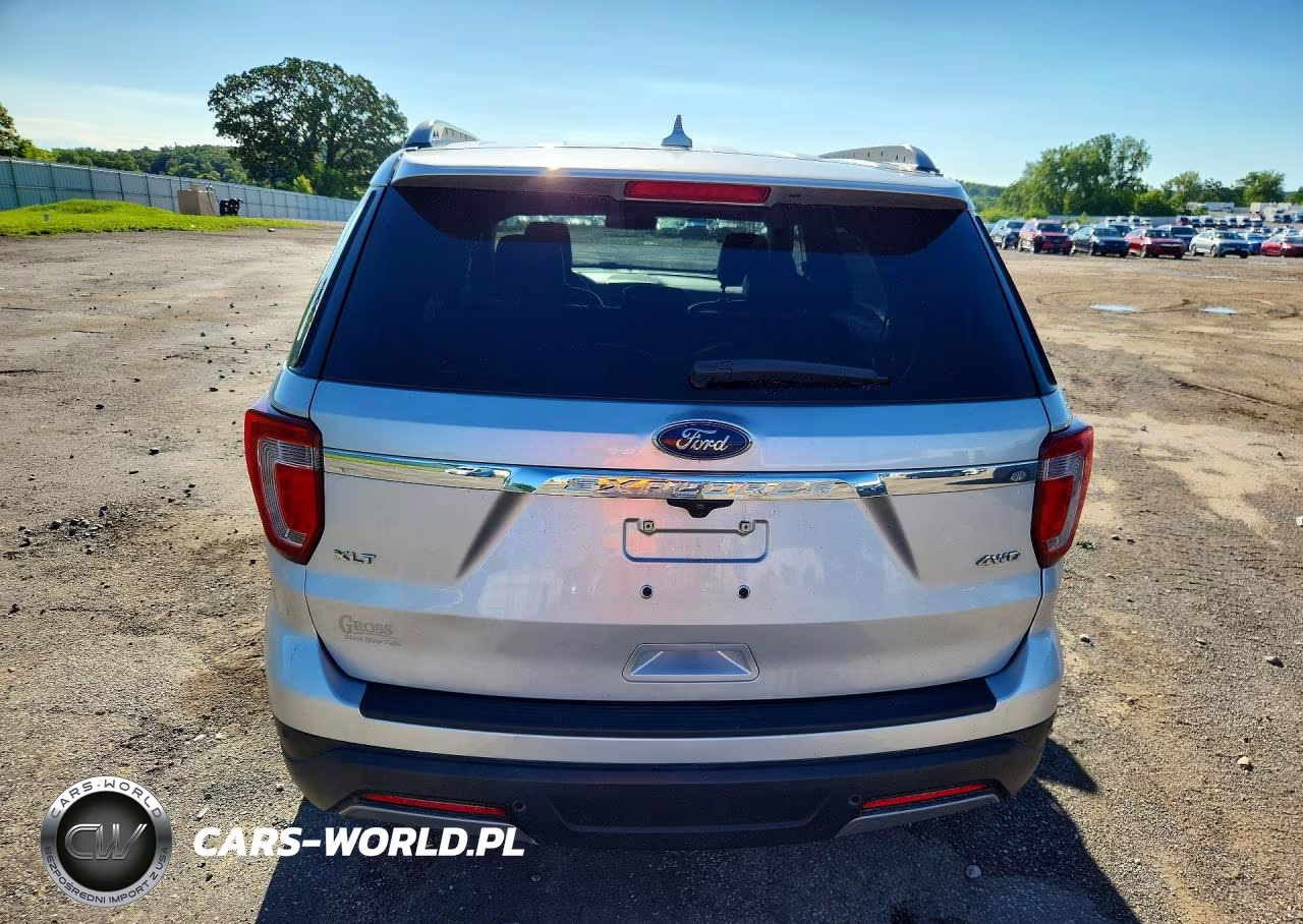 2019 Ford Explorer Xlt VIN:1FM5K8D82KGA48619 - 6