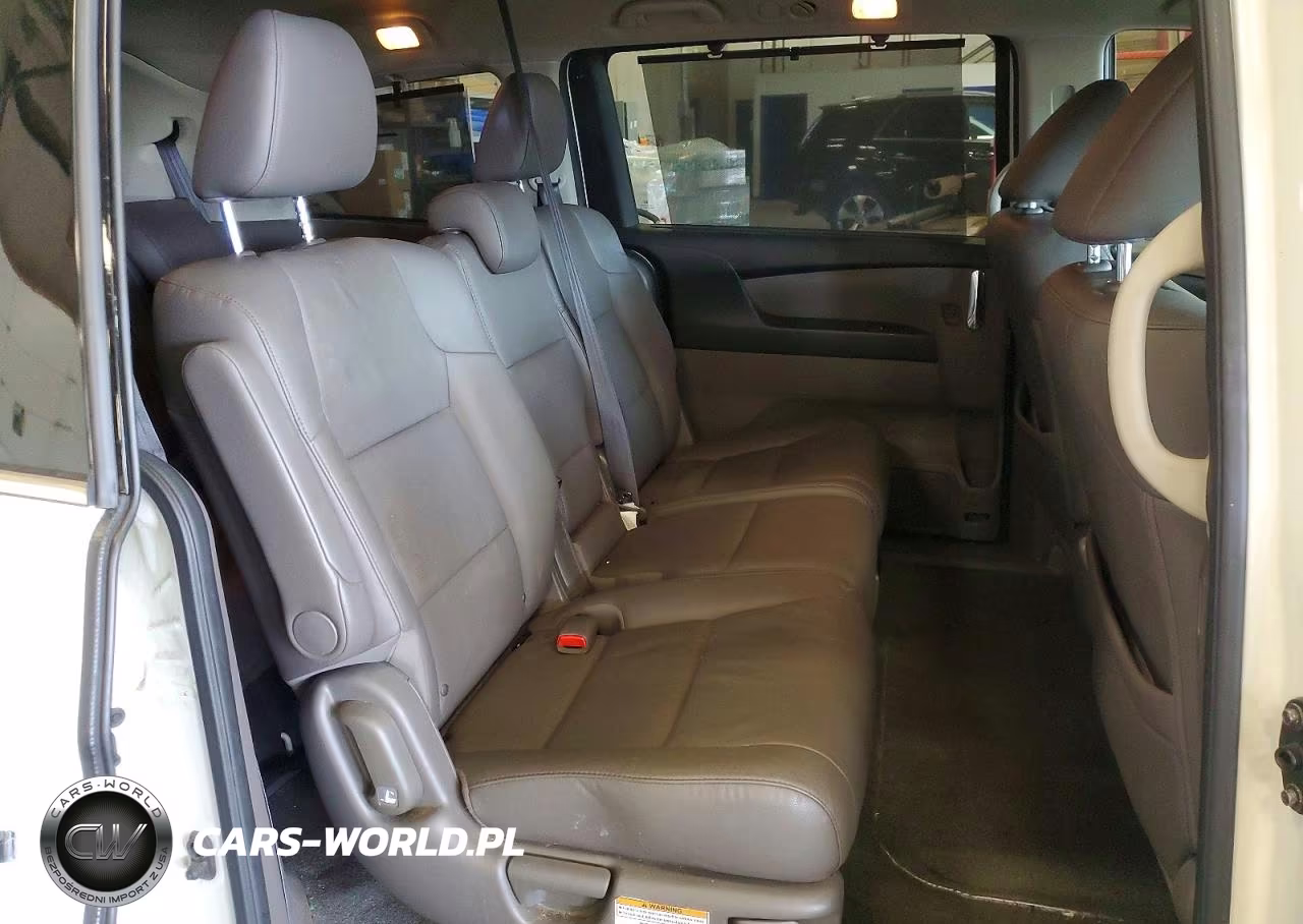 2017 Honda Odyssey Touring VIN:5FNRL5H91HB012394 - 11