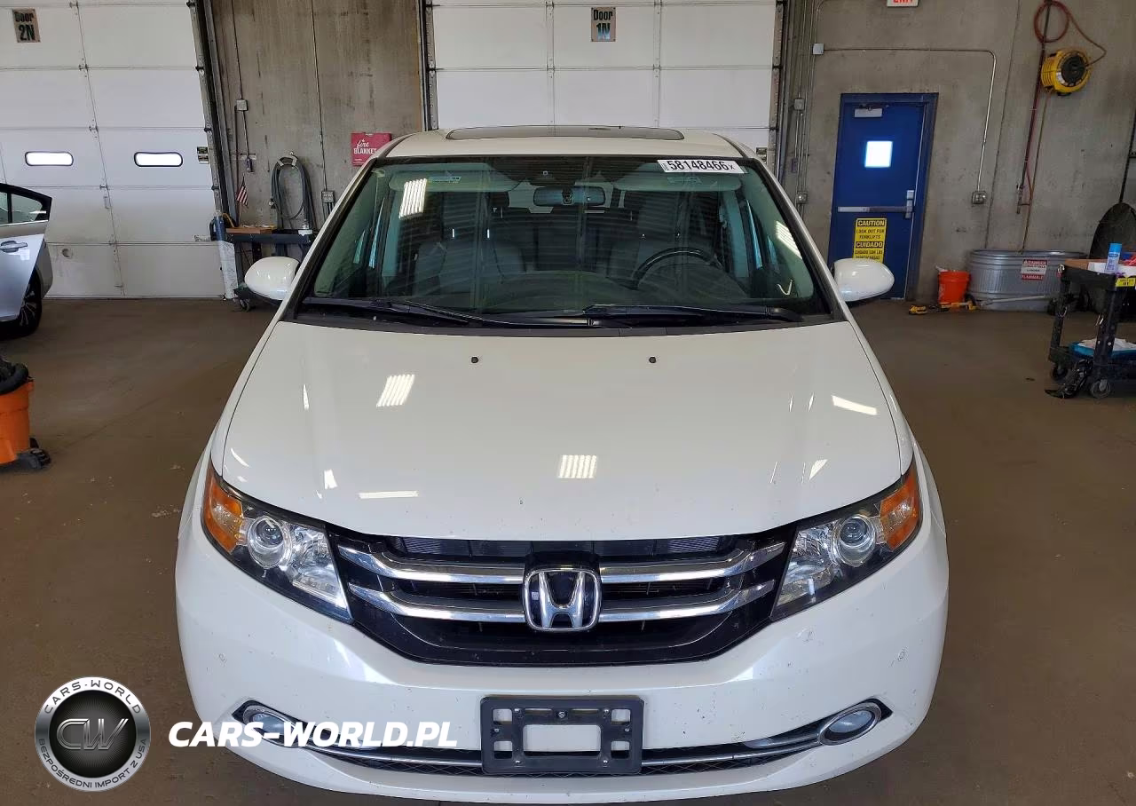 2017 Honda Odyssey Touring VIN:5FNRL5H91HB012394 - 5