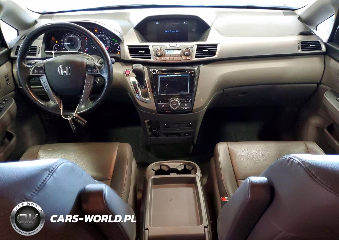 2017 Honda Odyssey Touring VIN:5FNRL5H91HB012394 - 8