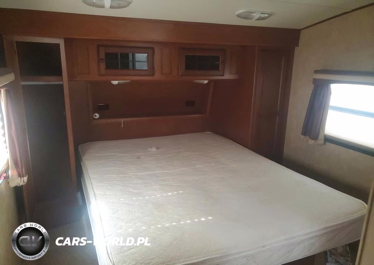 2013 Rave Trl 48Ft VIN:54CBA0S28D1C93458 - 5