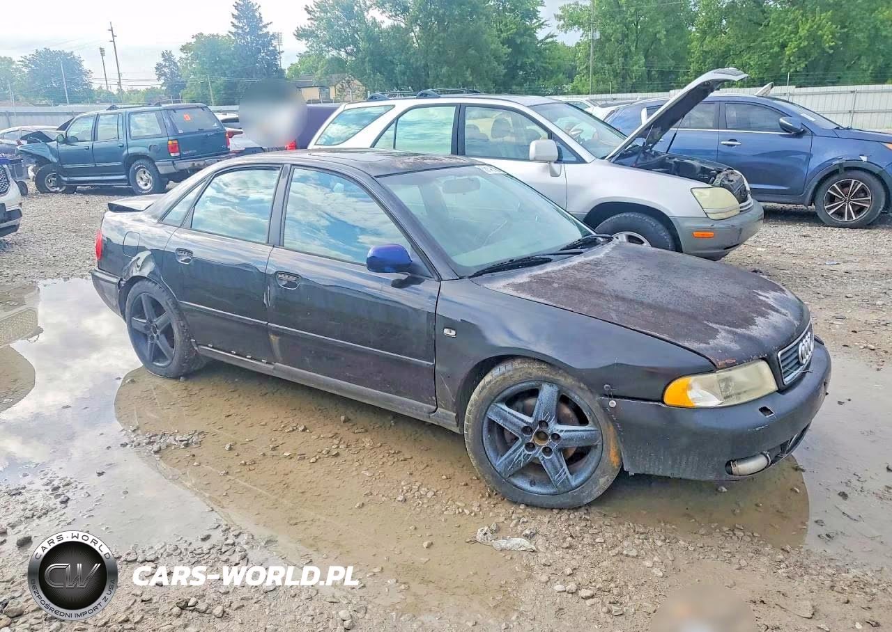 1999 Audi A4 1.8T Quattro VIN:WAUCB28D7XA330262 - 4