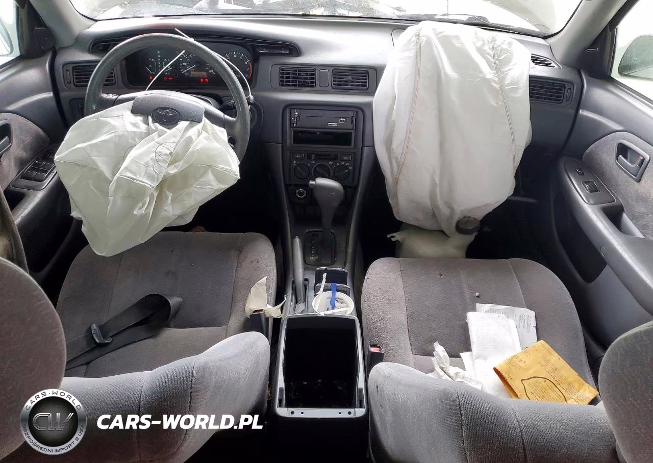 1999 Toyota Camry Le VIN:JT2BG22K7X0289606 - 8