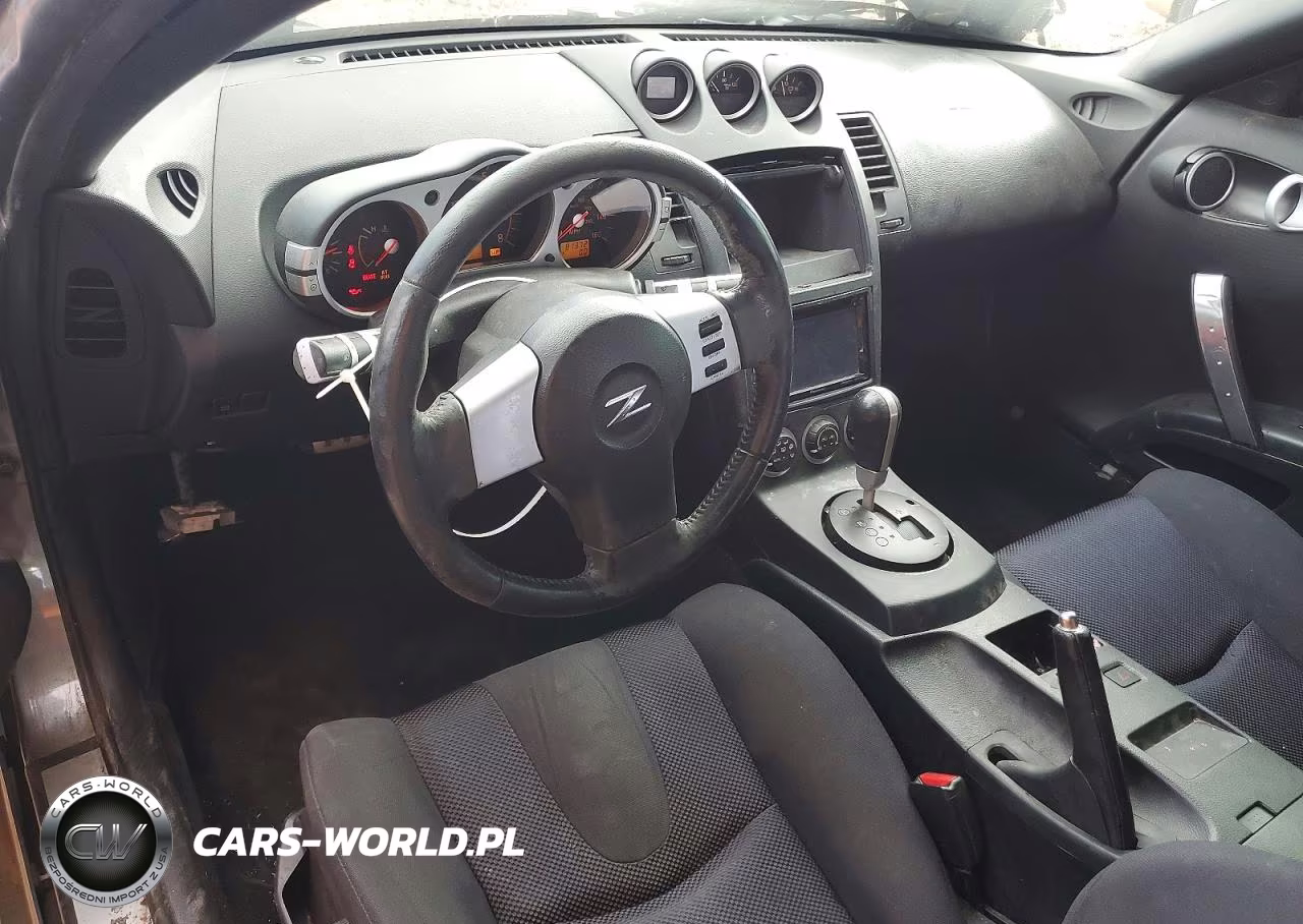 2004 Nissan 350Z Coupe VIN:JN1AZ34E34T050352 - 8
