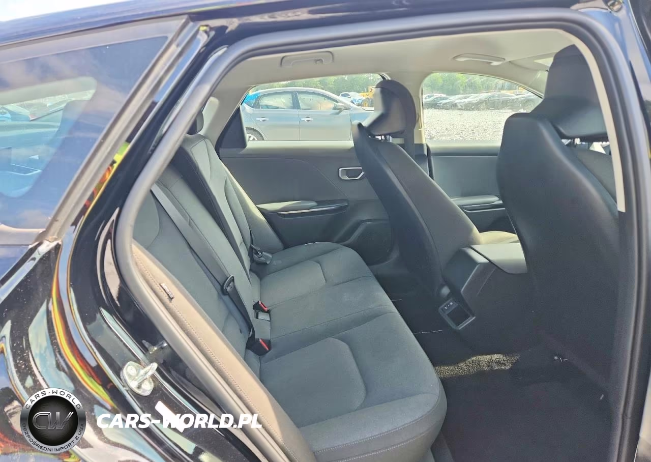 2025 Kia K4 Lxs VIN:3KPFT4DE8SE060360 - 10