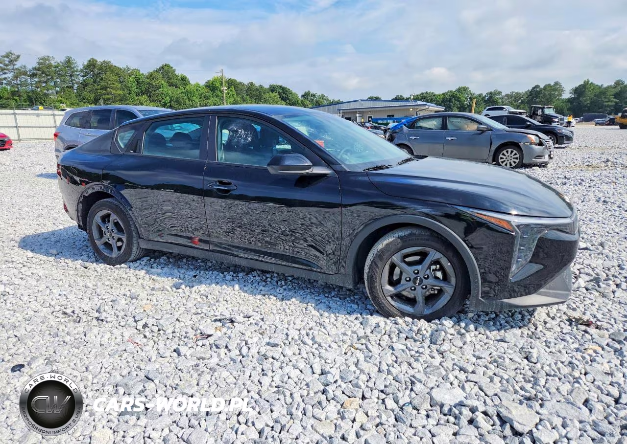 2025 Kia K4 Lxs VIN:3KPFT4DE8SE060360 - 4