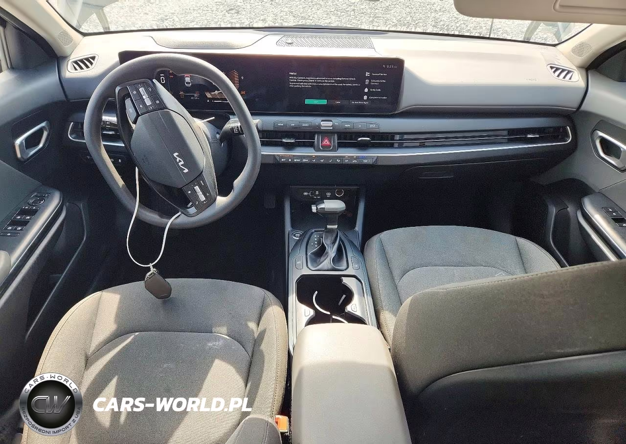 2025 Kia K4 Lxs VIN:3KPFT4DE8SE060360 - 8