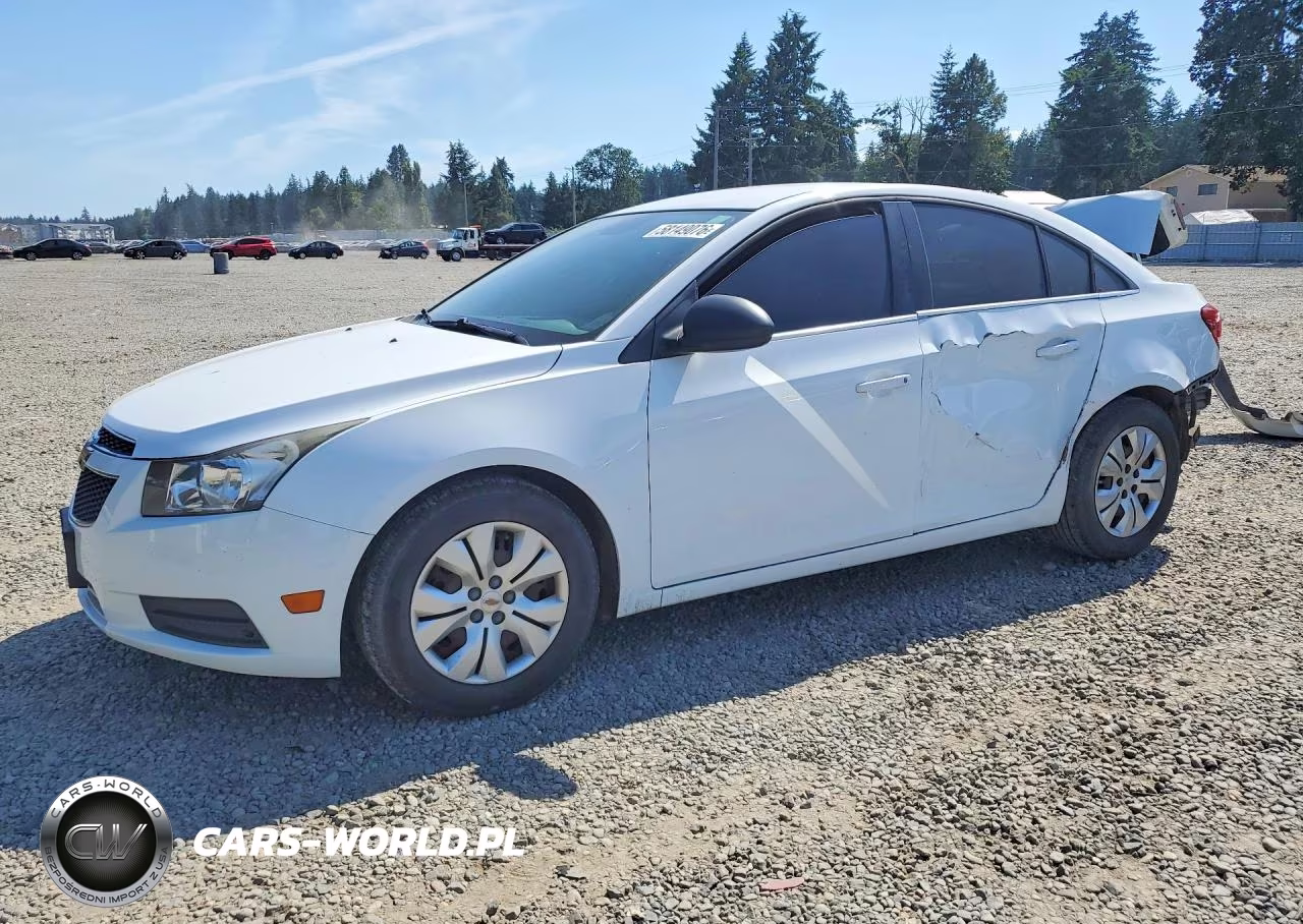 2012 Chevrolet Cruze Ls – zdjęcie 1 z 13