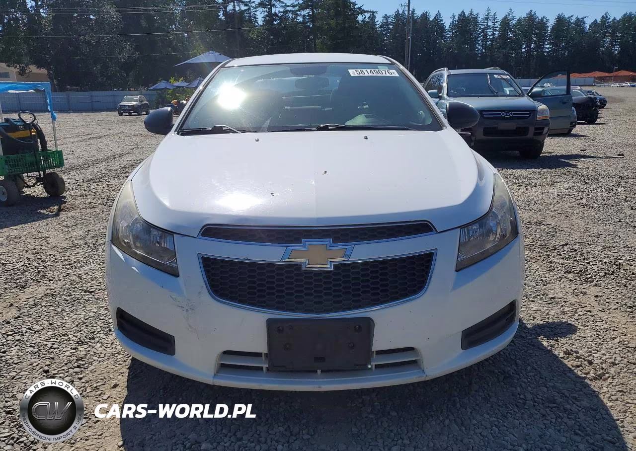 2012 Chevrolet Cruze Ls VIN:1G1PC5SH1C7331213 - 5