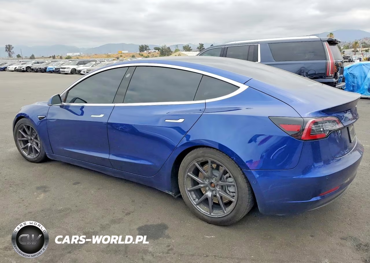 2020 Tesla Model 3 VIN:5YJ3E1EB1LF636379 - 2