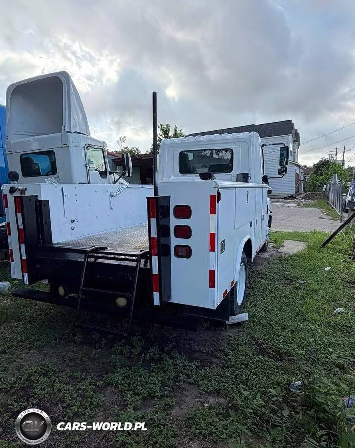 2009 Hino Cab-Over-Engine Utility - Service Truck VIN:5PVNC6JM294S50444 - 4