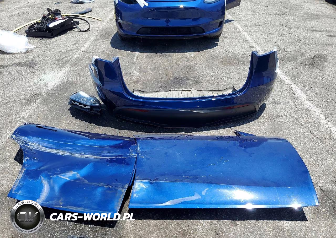 2021 Tesla Model Y VIN:5YJYGDEE8MF274953 - 12