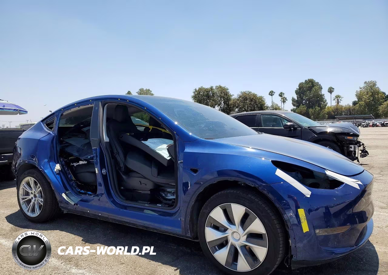 2021 Tesla Model Y VIN:5YJYGDEE8MF274953 - 4
