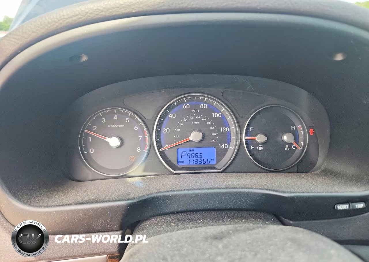 2012 Hyundai Santa Fe Gls VIN:5XYZGDAB0CG097483 - 9