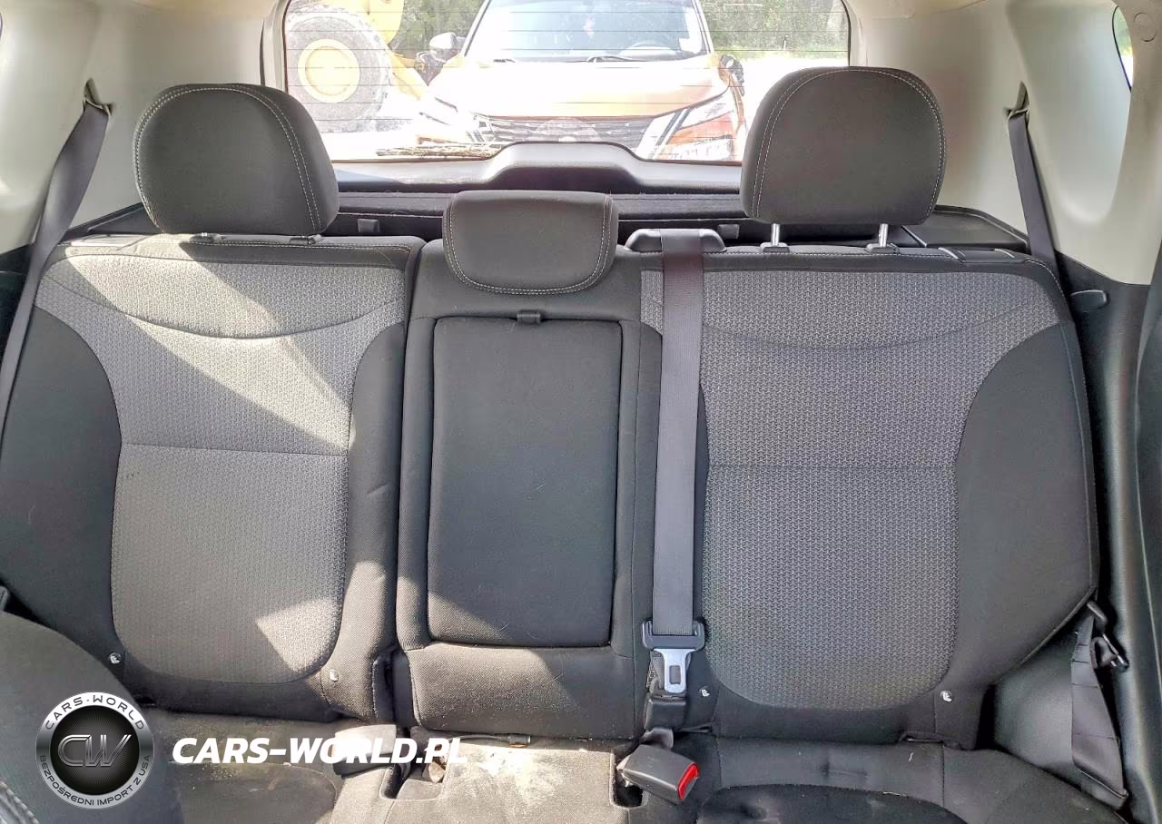 2018 Kia Soul + VIN:KNDJP3A57J7566998 - 10