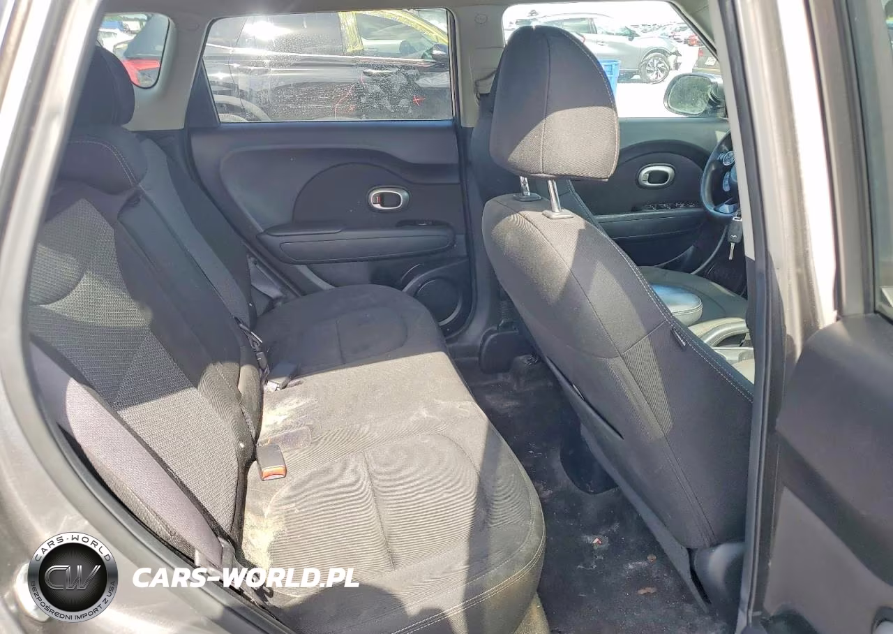 2018 Kia Soul + VIN:KNDJP3A57J7566998 - 11