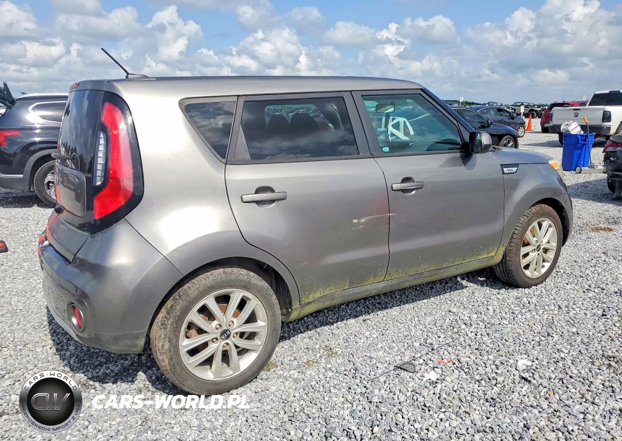 2018 Kia Soul + VIN:KNDJP3A57J7566998 - 3