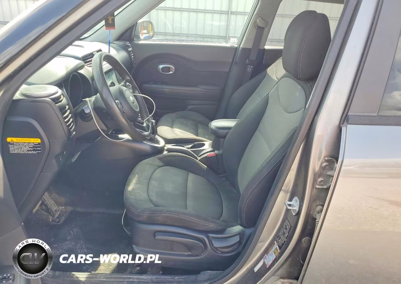 2018 Kia Soul + VIN:KNDJP3A57J7566998 - 7