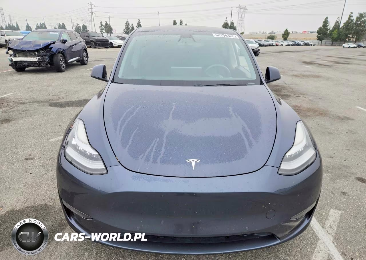 2020 Tesla Model Y VIN:5YJYGDEE3LF055008 - 5