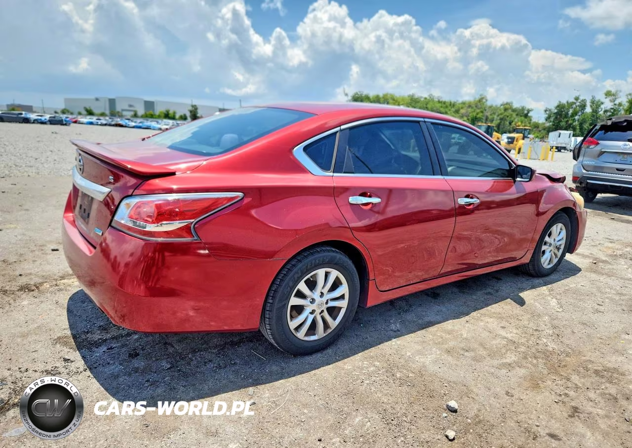 2014 Nissan Altima 2.5 S VIN:1N4AL3AP1EN381317 - 3
