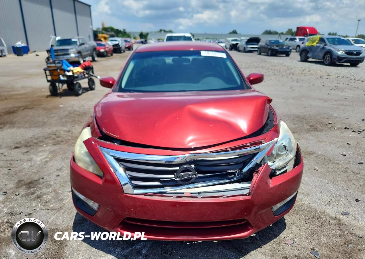 2014 Nissan Altima 2.5 S VIN:1N4AL3AP1EN381317 - 5