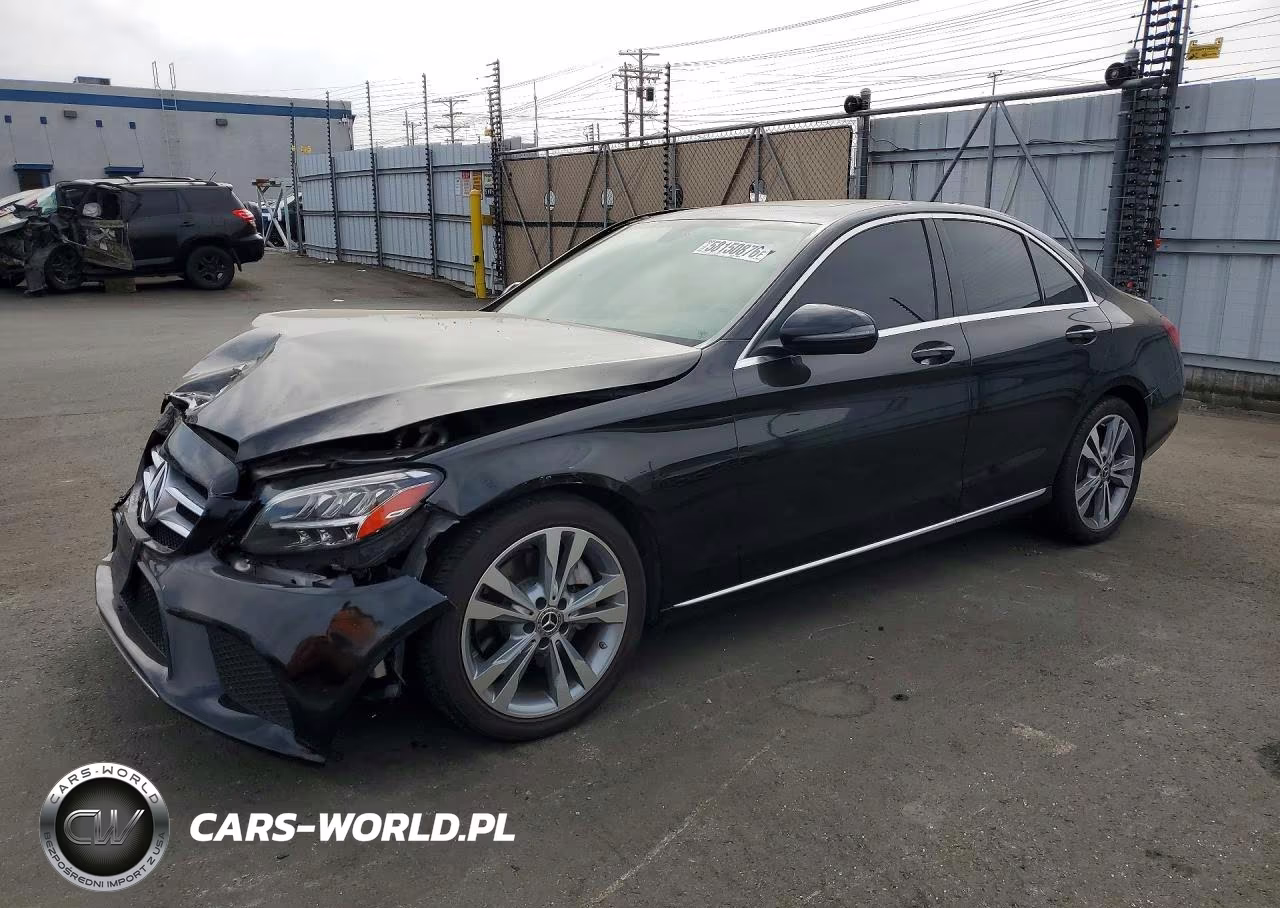 2019 Mercedes-Benz C 300 – zdjęcie 1 z 12