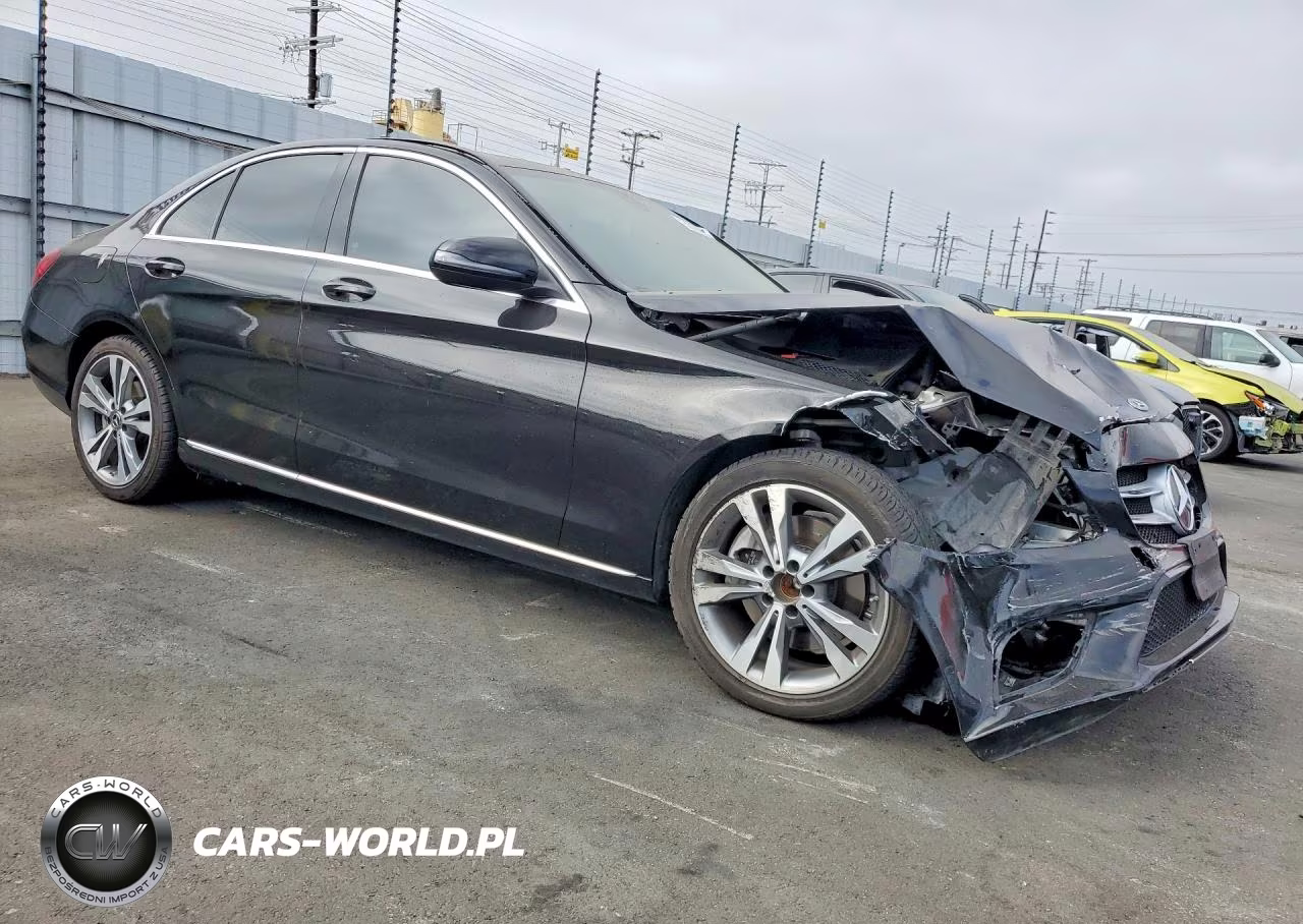 2019 Mercedes-Benz C 300 VIN:WDDWF8DB5KR460651 - 4
