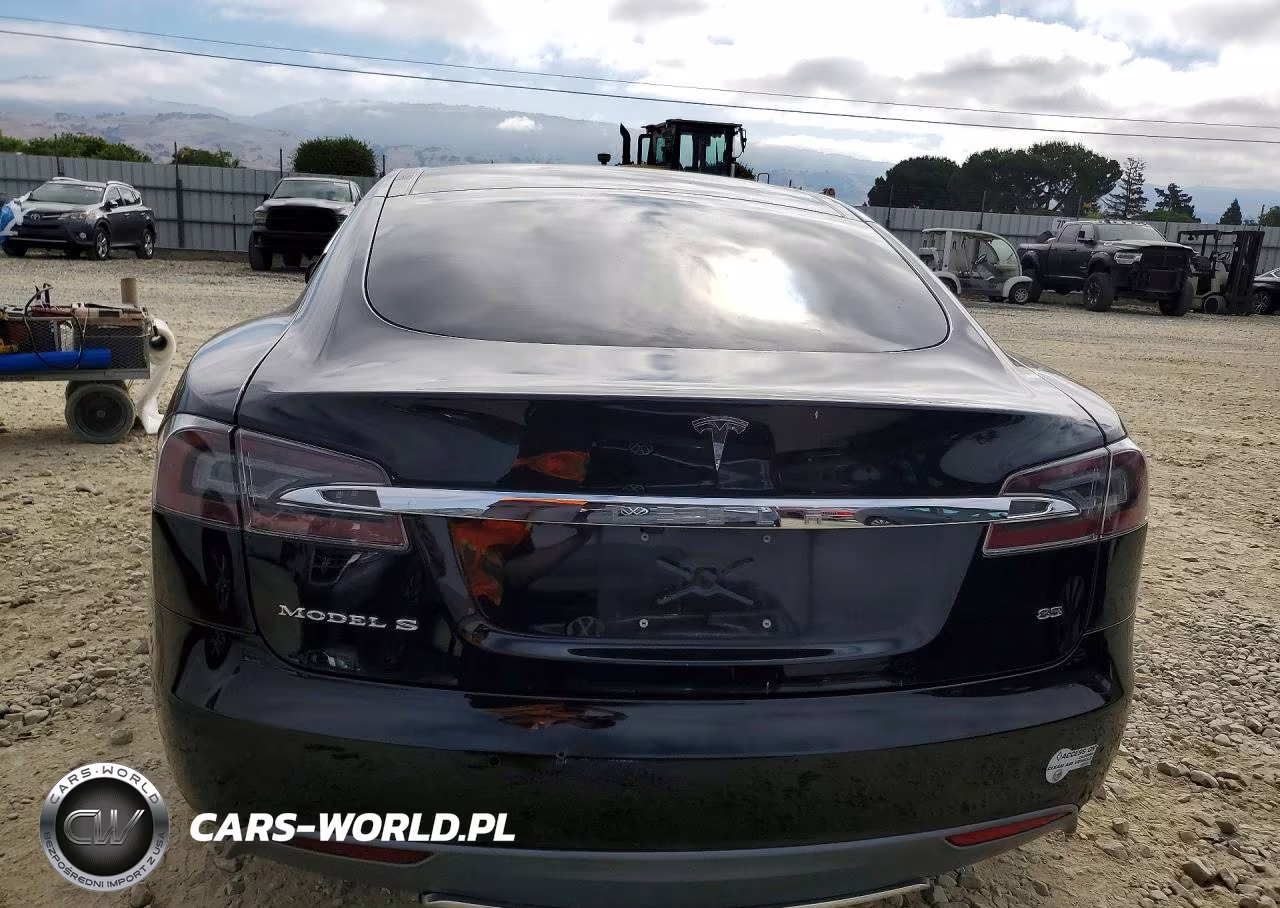 2014 Tesla Model S VIN:5YJSA1H19EFP35397 - 6