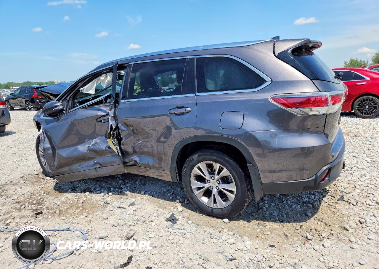 2015 Toyota Highlander Xle VIN:5TDJKRFH3FS220318 - 2
