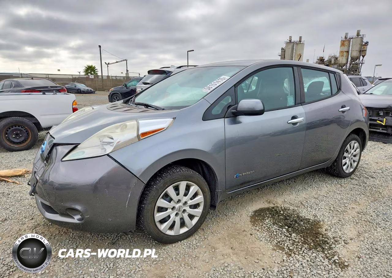 2015 Nissan Leaf S