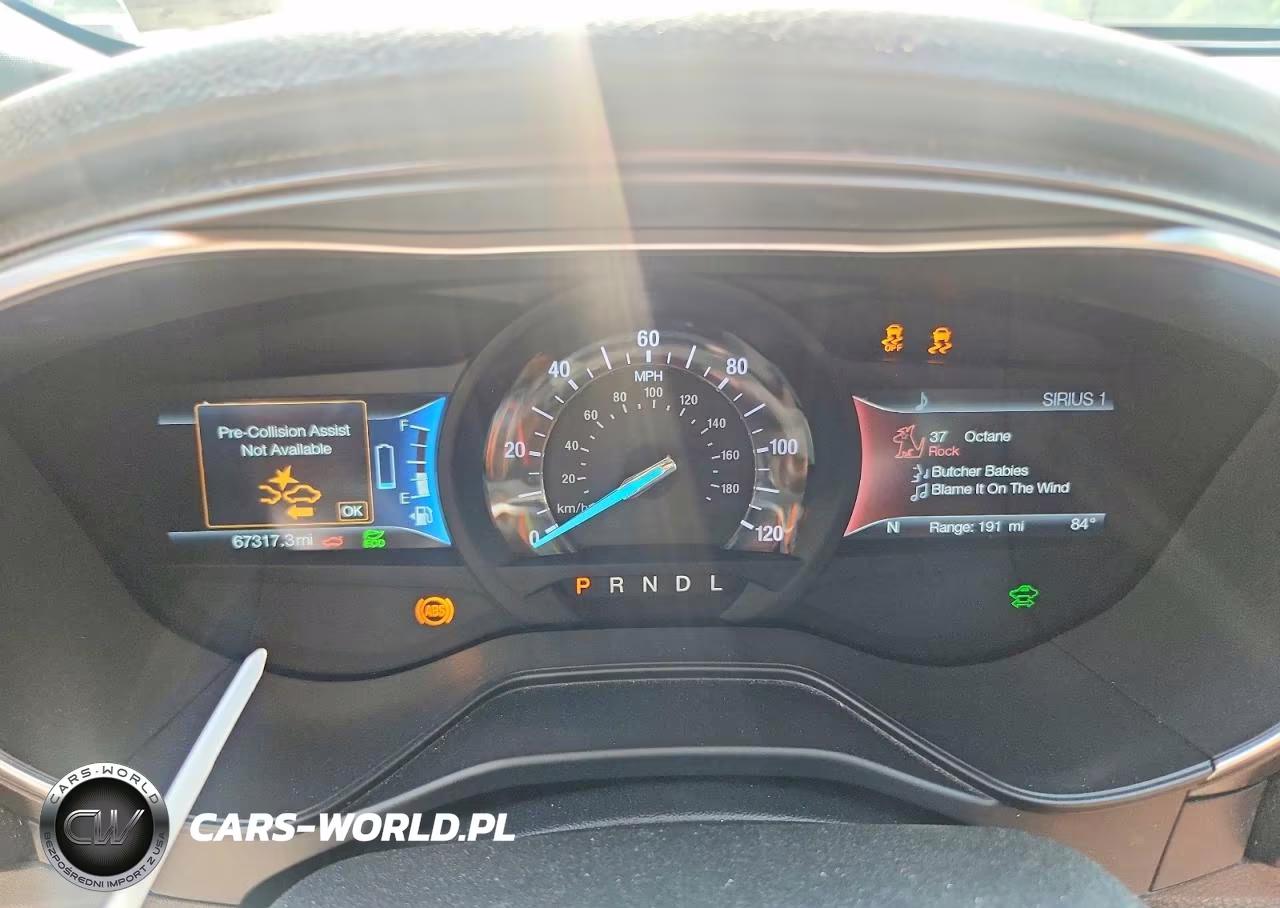 2019 Ford Fusion Titanium VIN:3FA6P0RU4KR147023 - 9