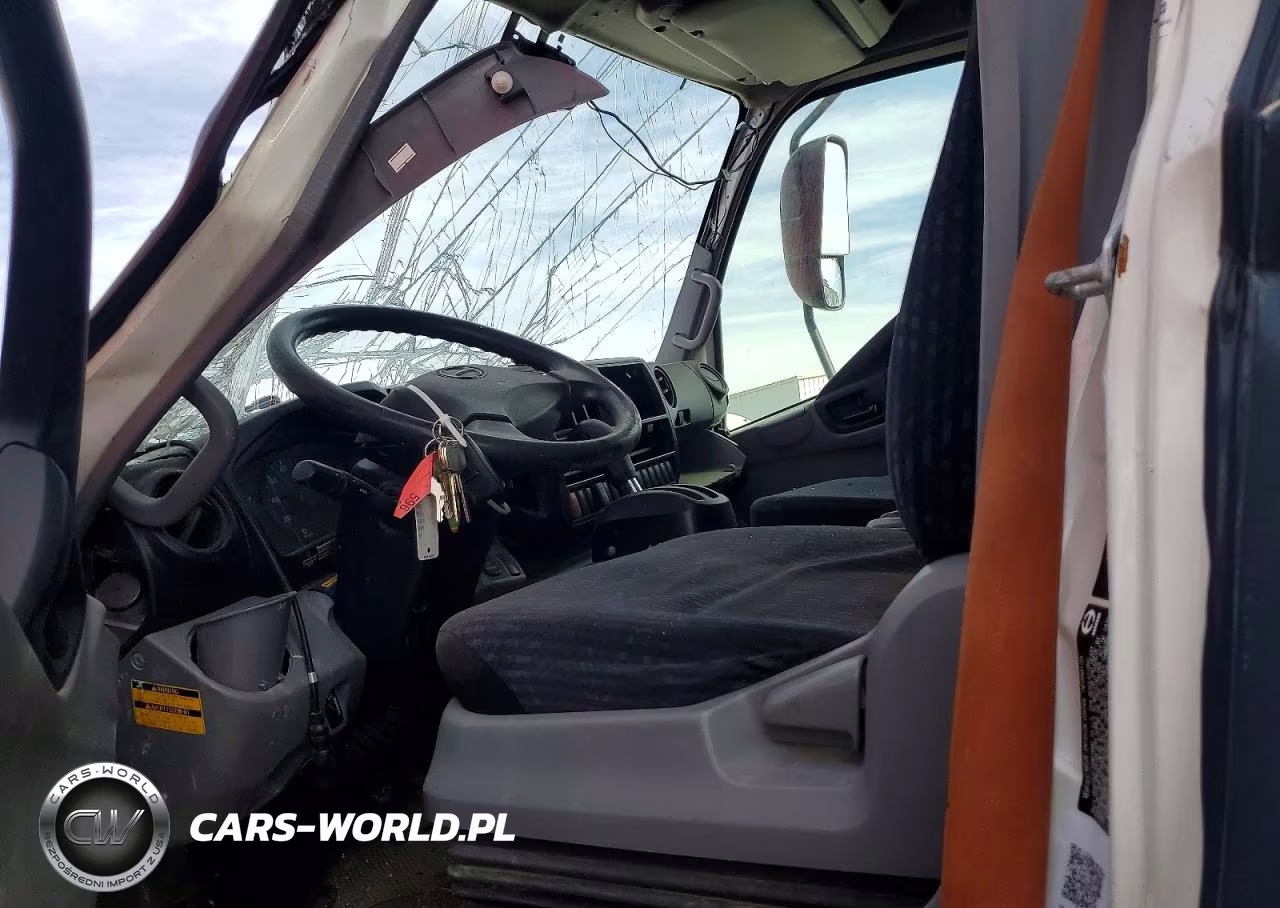 2020 Hino 195 Box Truck VIN:JHHRDM2H4LK009571 - 8