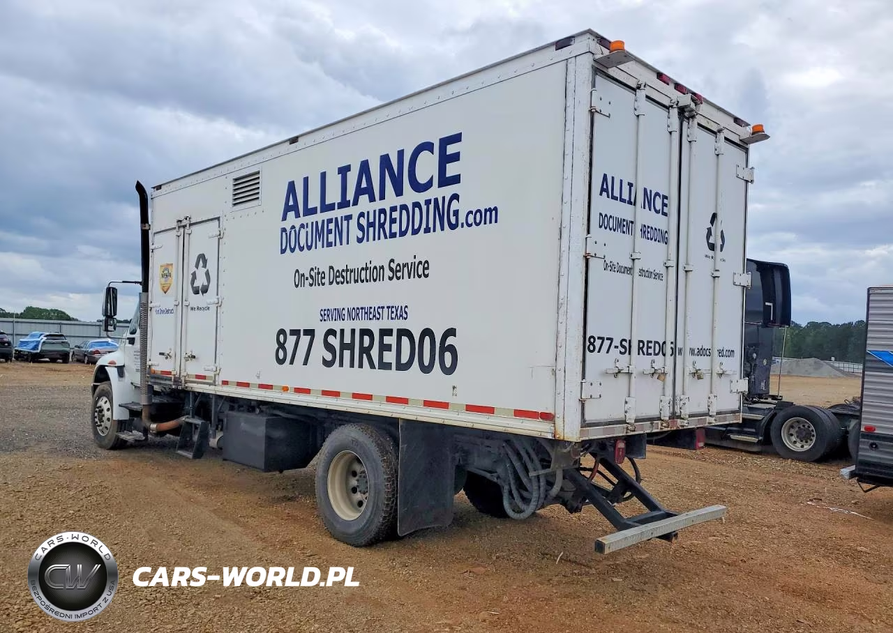 2005 International 4400 Refrigerated Box Truck VIN:1HTMKAAN65H695107 - 2