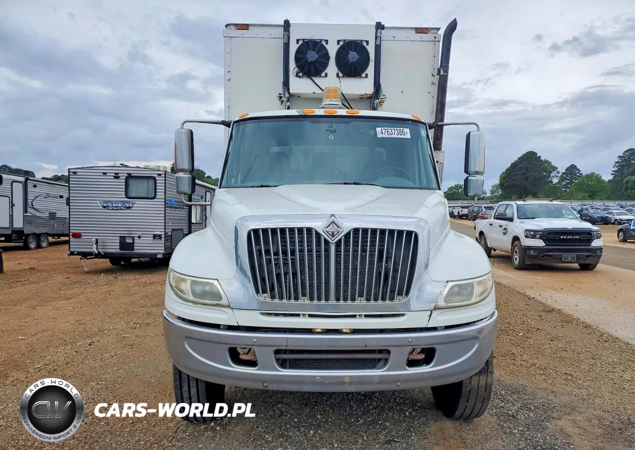 2005 International 4400 Refrigerated Box Truck VIN:1HTMKAAN65H695107 - 5