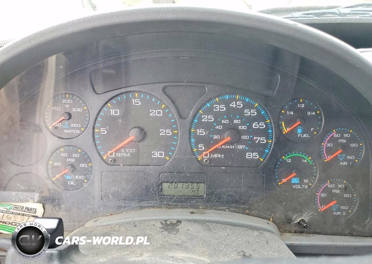2005 International 4400 Refrigerated Box Truck VIN:1HTMKAAN65H695107 - 9