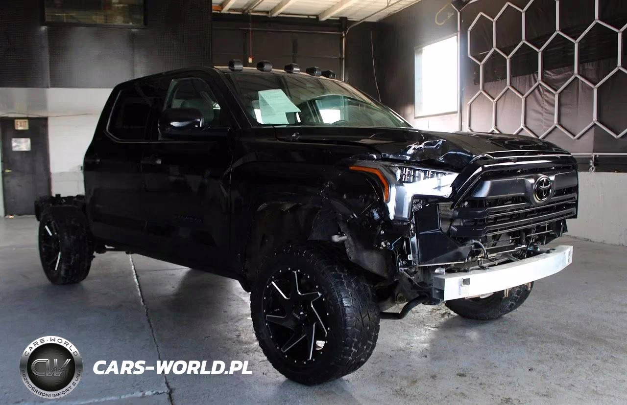 2024 Toyota Tundra Sr5 – zdjęcie 1 z 10
