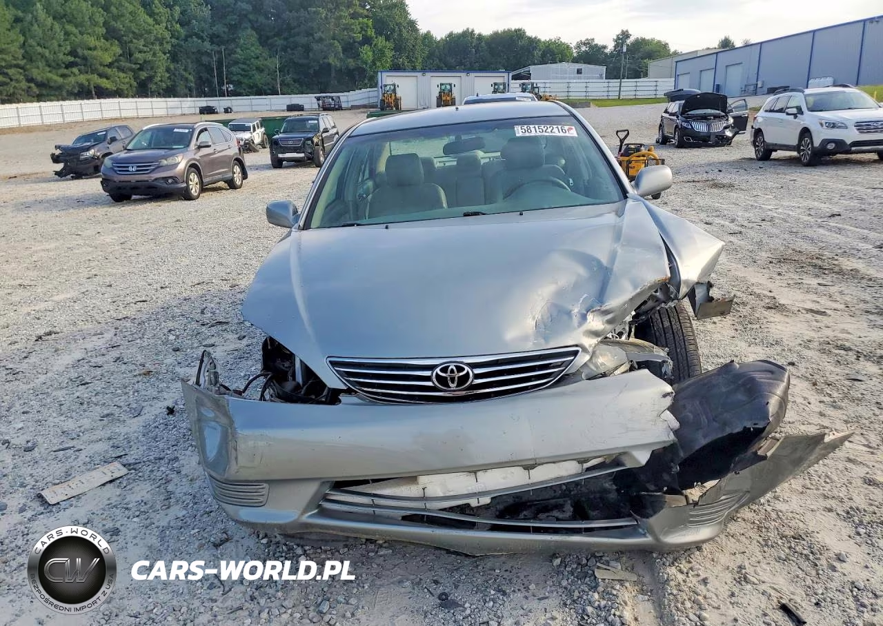 2005 Toyota Camry Le VIN:4T1BE32K45U517937 - 5