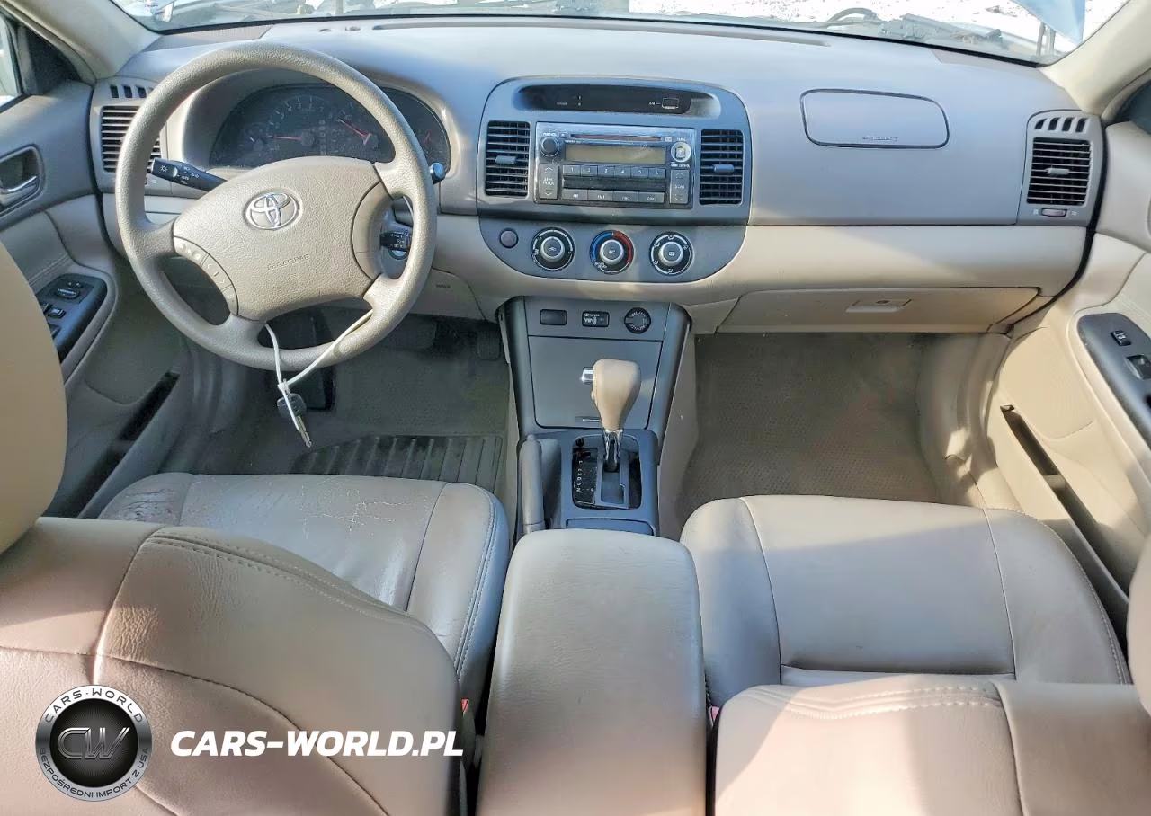 2005 Toyota Camry Le VIN:4T1BE32K45U517937 - 8
