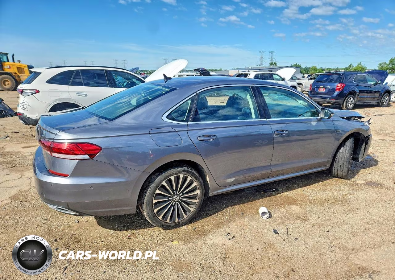 2022 Volkswagen Passat Limited Edition VIN:1VWBA7A38NC010298 - 3