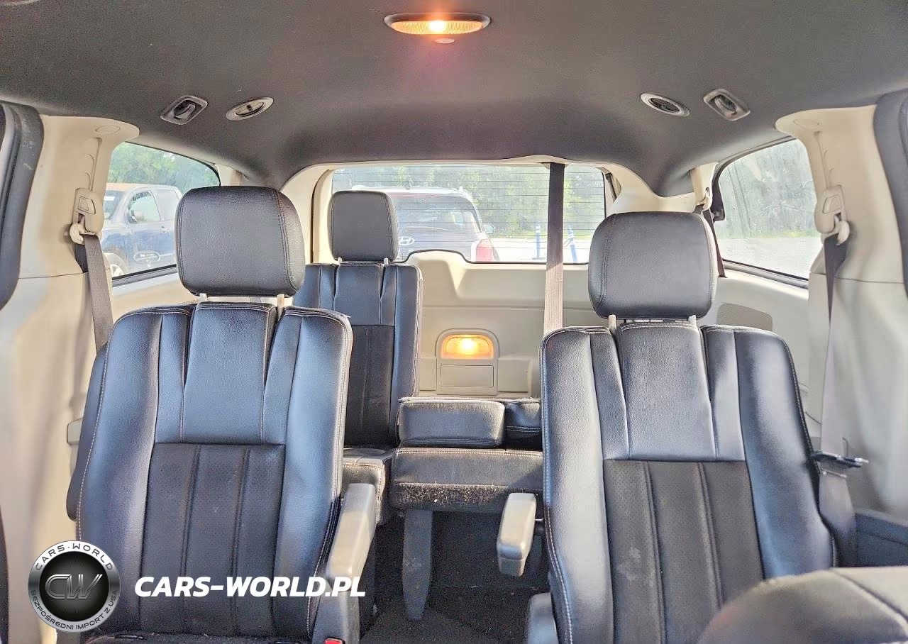 2019 Dodge Grand Caravan Sxt VIN:2C4RDGCG1KR677225 - 10