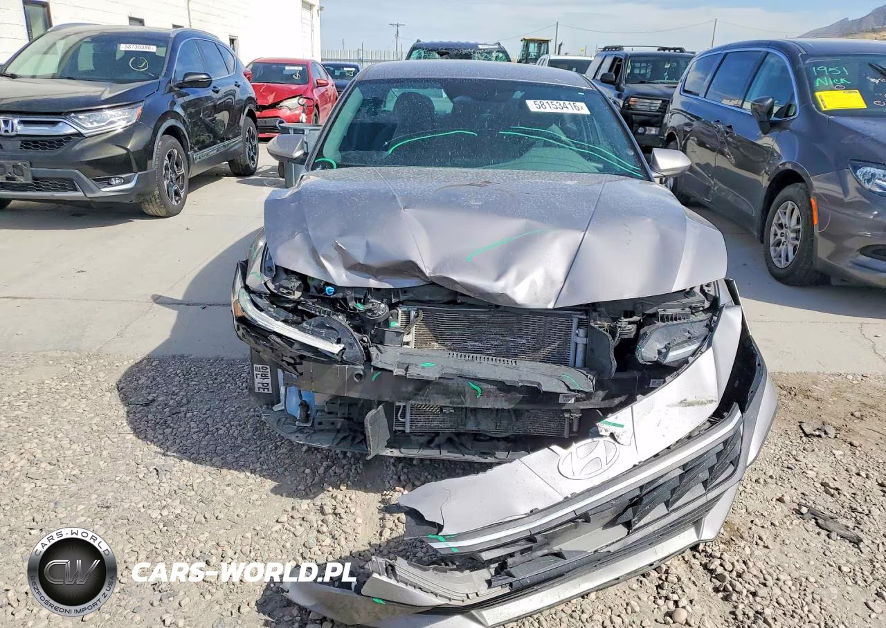 2024 Hyundai Elantra Blue VIN:KMHLM4DJ9RU110557 - 5