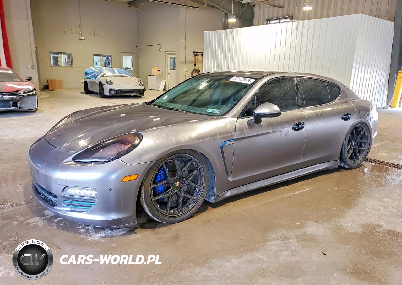 2013 Porsche Panamera S