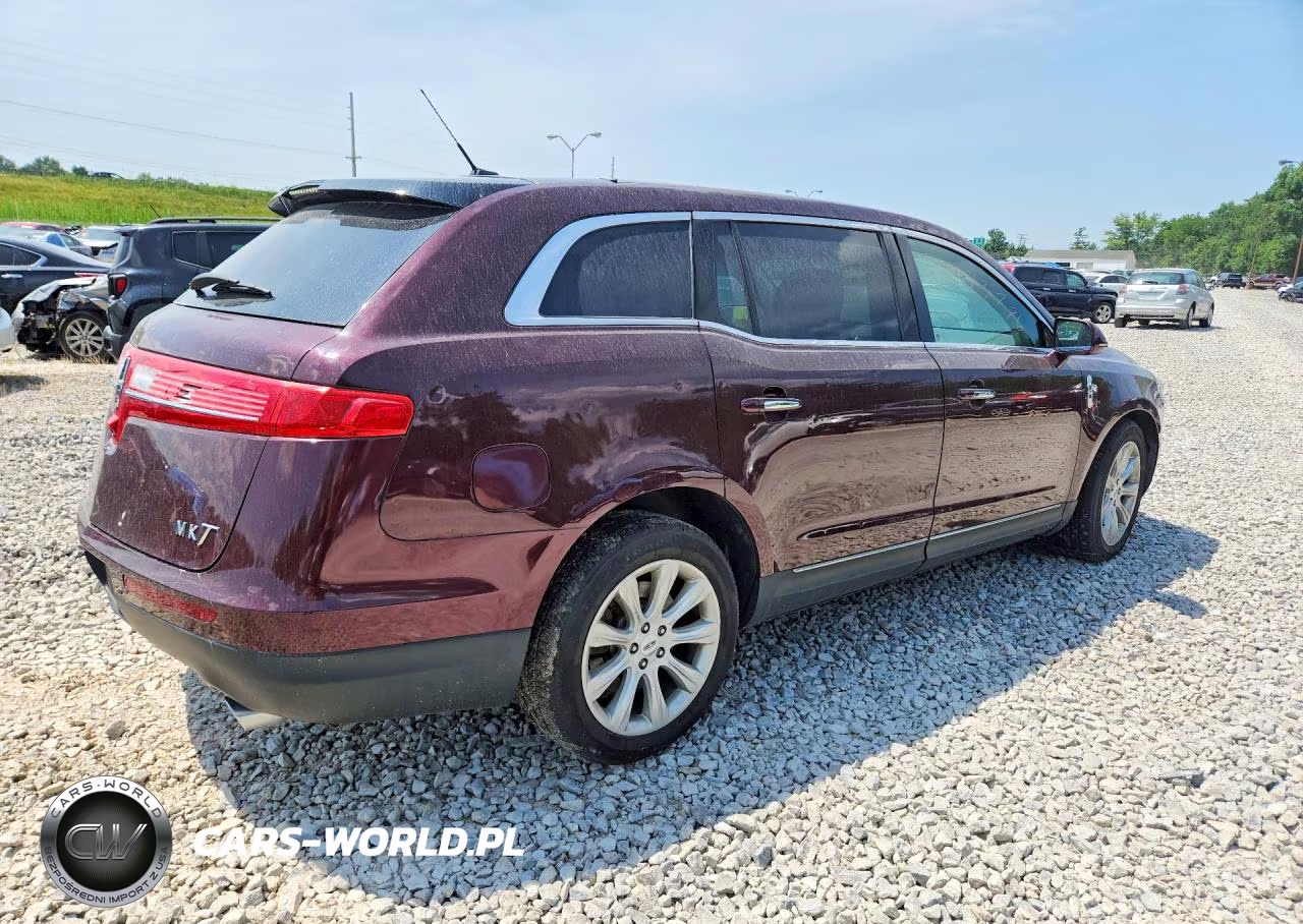 2018 Lincoln Mkt VIN:2LMHJ5AT2JBL01102 - 3