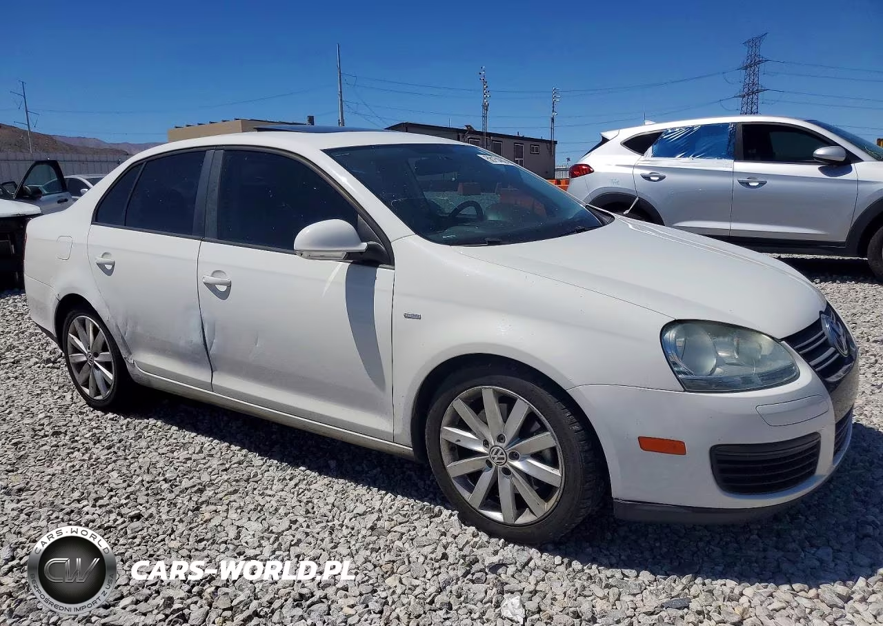 2010 Volkswagen Jetta Wolfsburg VIN:3VWRJ7AJXAM076065 - 4