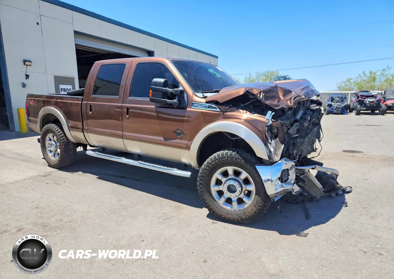 2011 Ford F250 Super Duty VIN:1FT7W2BTXBEC85327 - 4