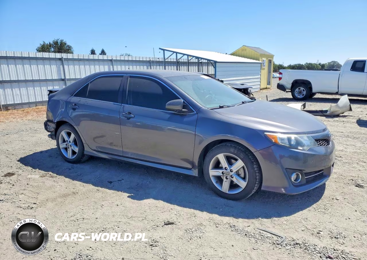 2014 Toyota Camry Se VIN:4T1BF1FK1EU423669 - 4