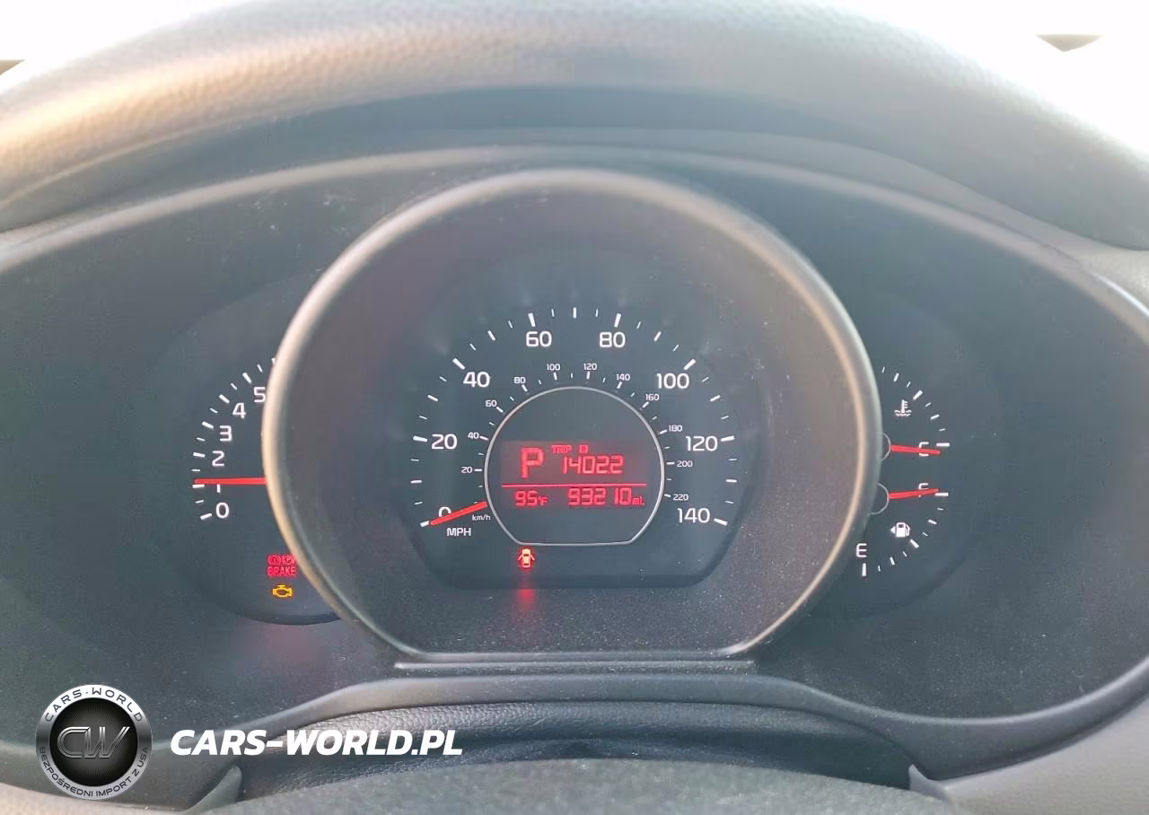2018 Kia Soul Base VIN:KNDJN2A24J7584865 - 9